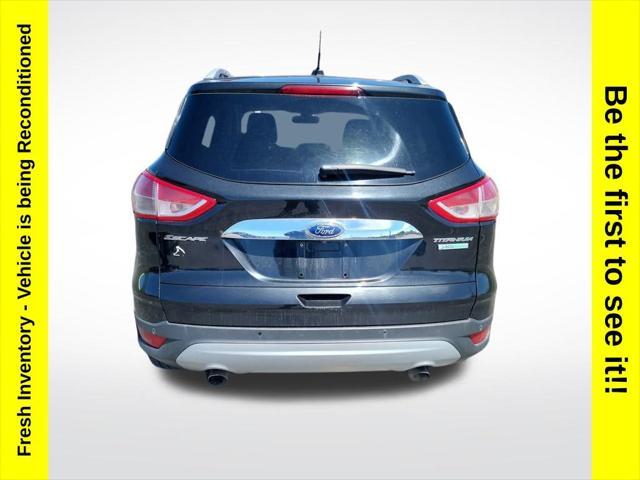 used 2022 Ford Escape car, priced at $24,000