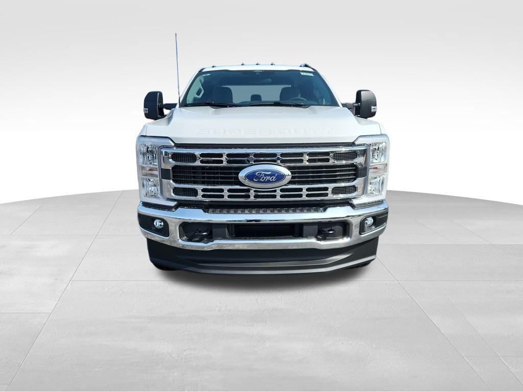 new 2025 Ford F-250 car, priced at $56,080