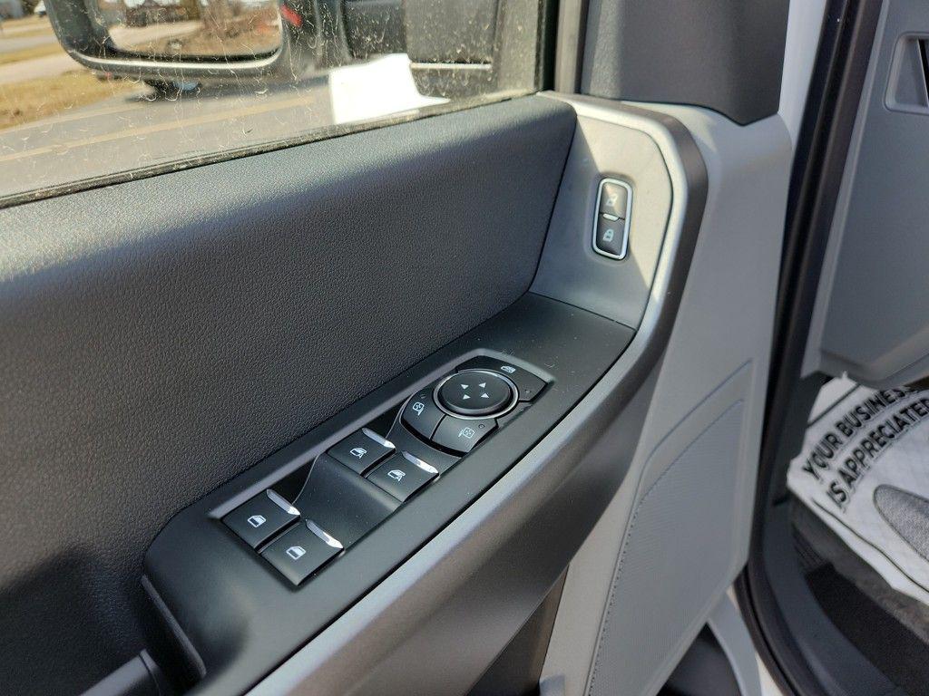 new 2025 Ford F-250 car, priced at $56,080