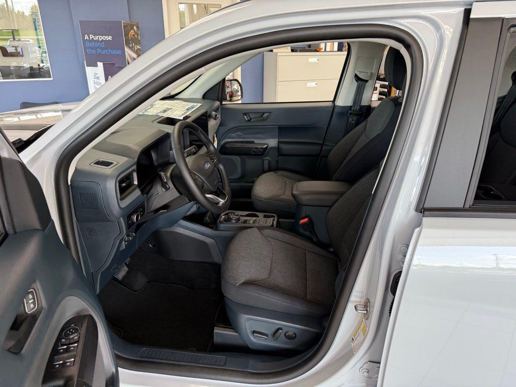 new 2025 Ford Maverick car, priced at $35,483