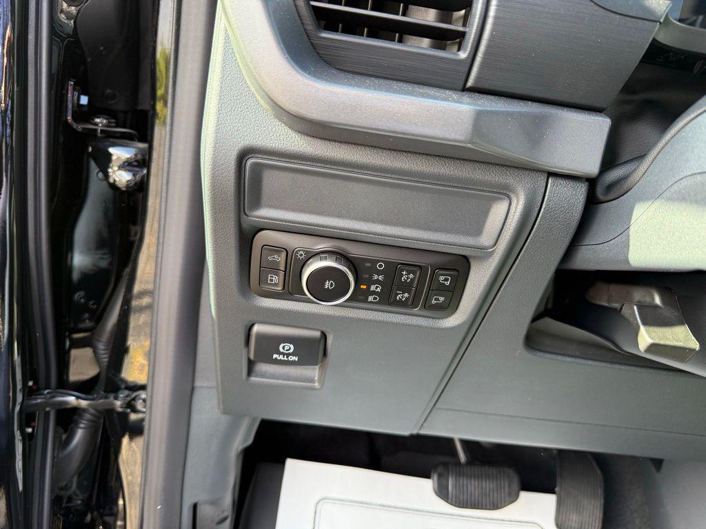 new 2025 Ford F-150 car, priced at $58,216
