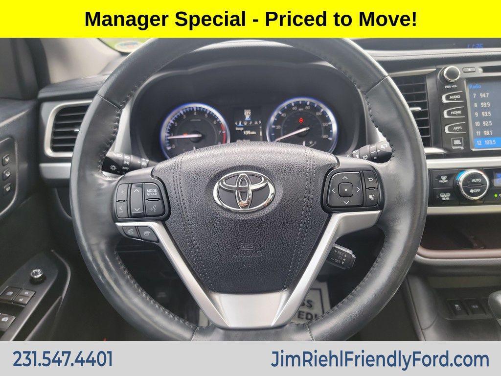 used 2016 Toyota Highlander car, priced at $18,500