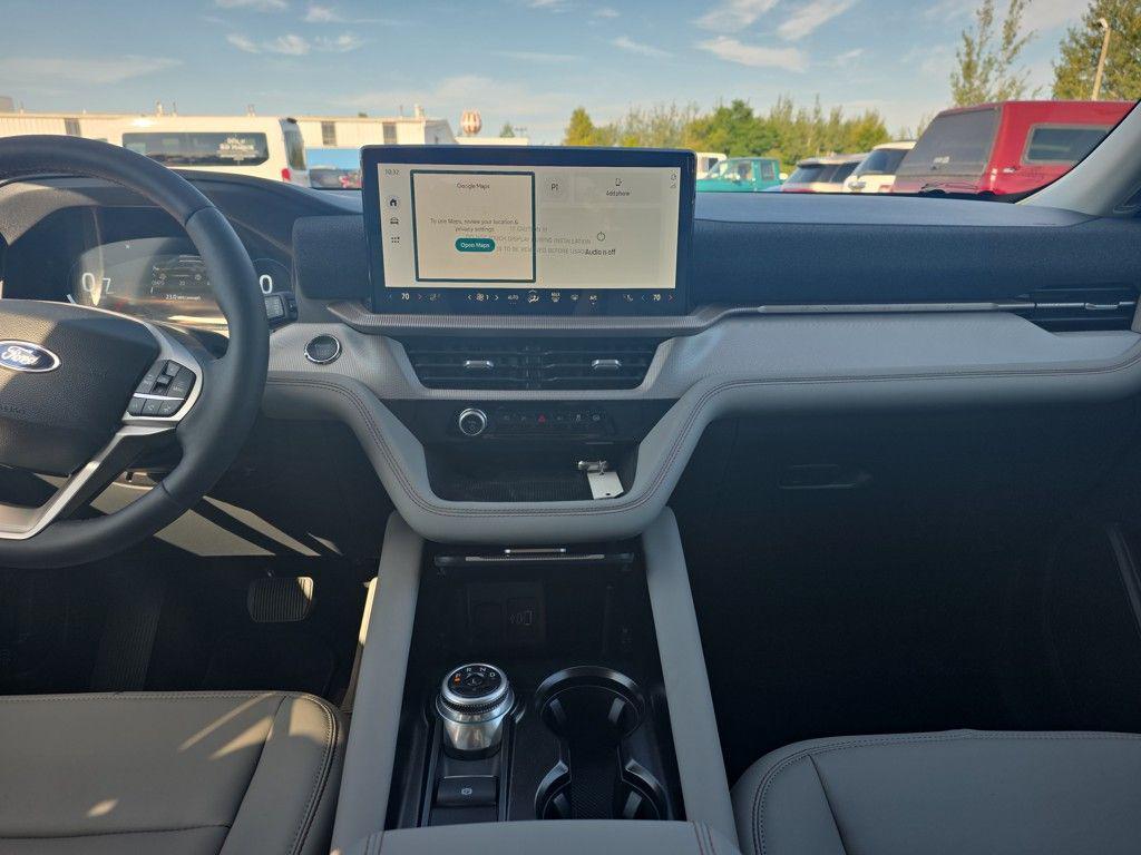 new 2025 Ford Explorer car, priced at $45,132