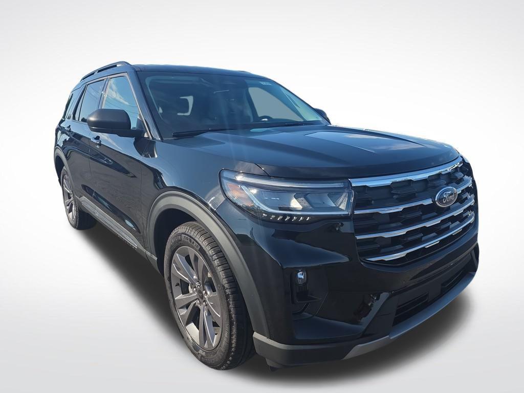 new 2025 Ford Explorer car, priced at $45,132