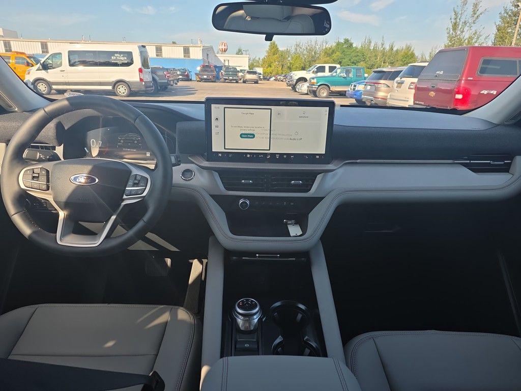 new 2025 Ford Explorer car, priced at $45,132