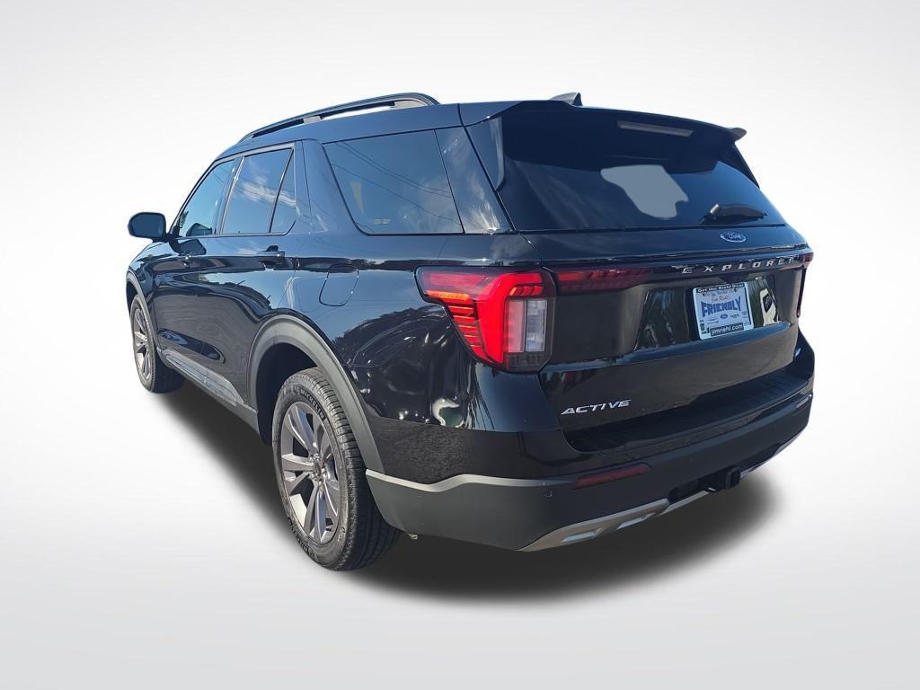 new 2025 Ford Explorer car, priced at $45,132
