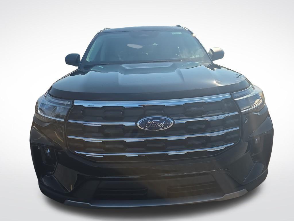 new 2025 Ford Explorer car, priced at $45,132