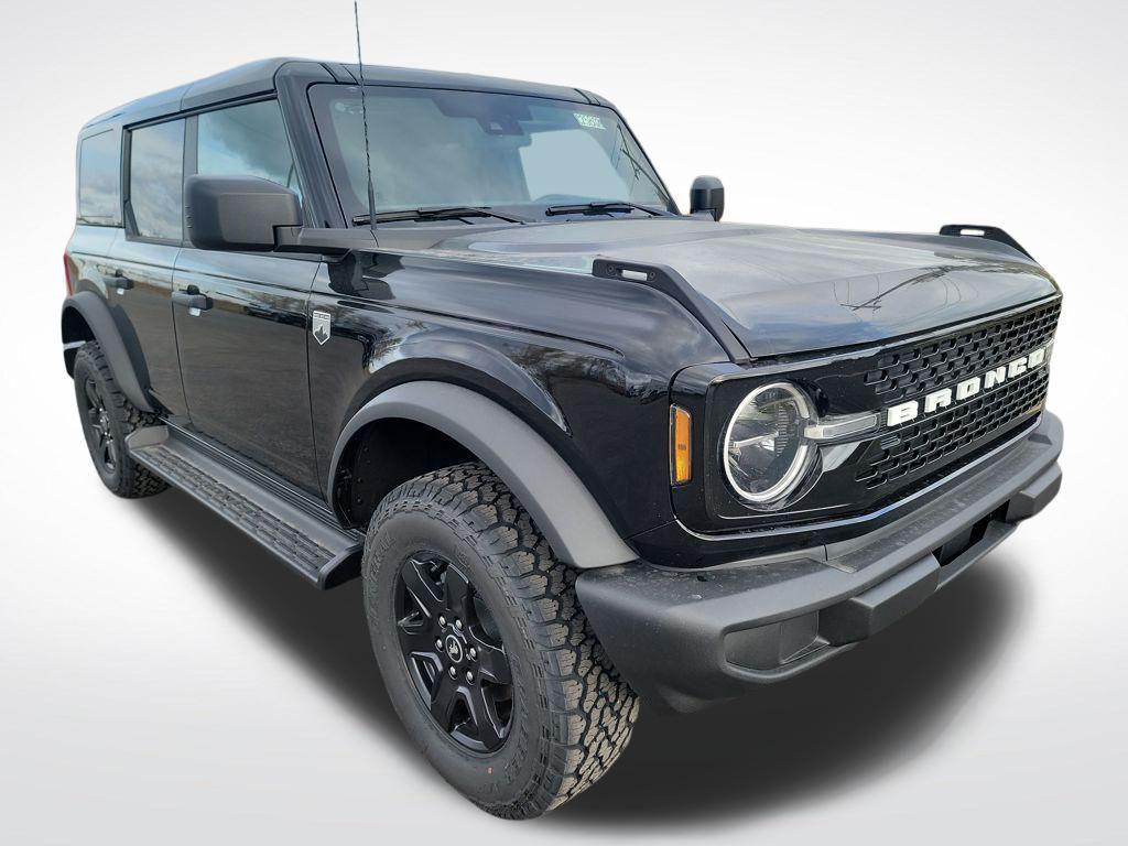new 2025 Ford Bronco car, priced at $48,270