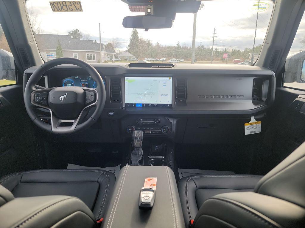 new 2025 Ford Bronco car, priced at $48,270