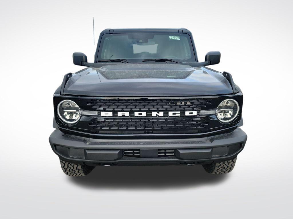new 2025 Ford Bronco car, priced at $48,270