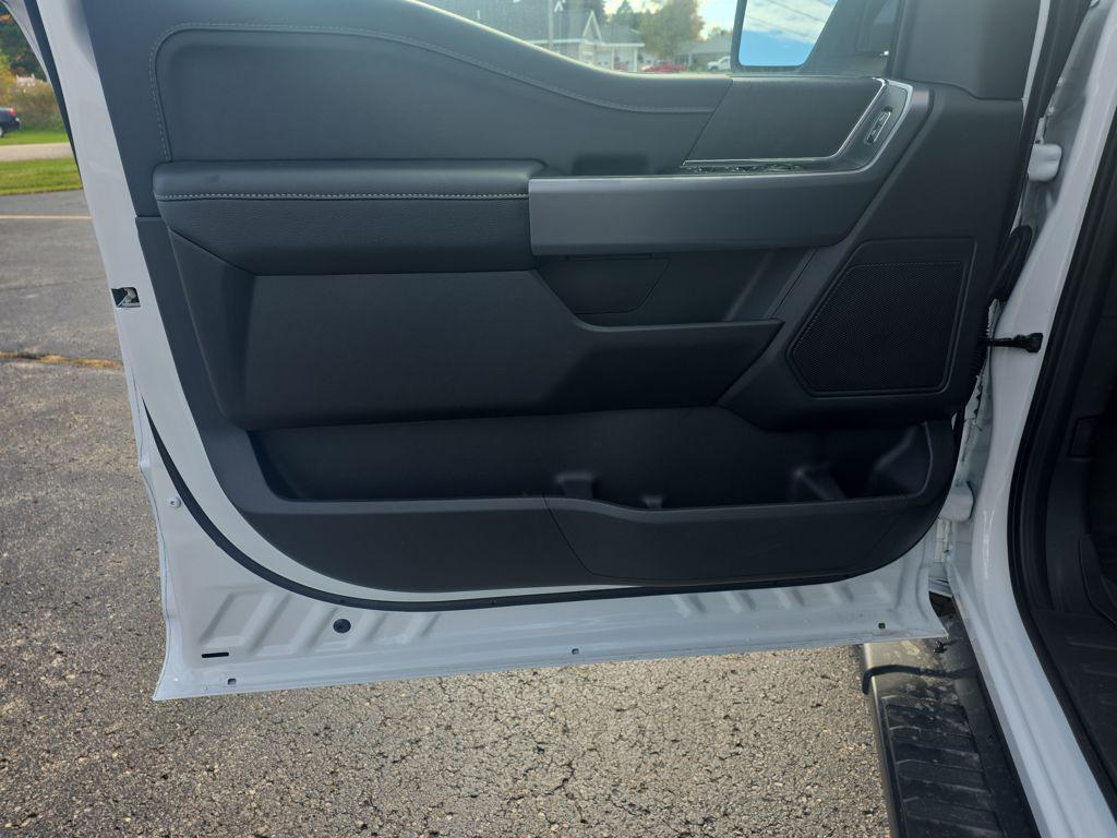 new 2025 Ford F-150 car, priced at $58,510