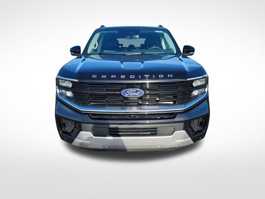 new 2025 Ford Expedition car, priced at $75,053