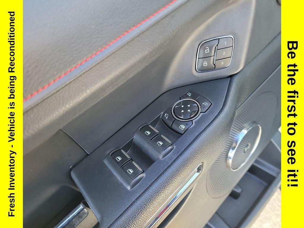 used 2022 Ford Expedition Max car, priced at $54,000