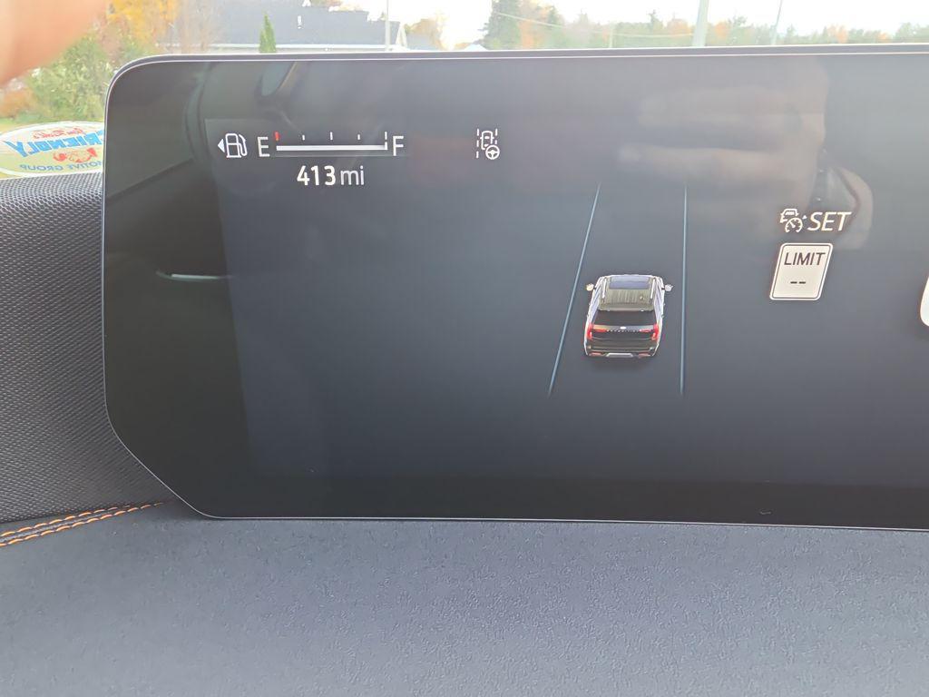 new 2025 Ford Expedition car, priced at $77,933