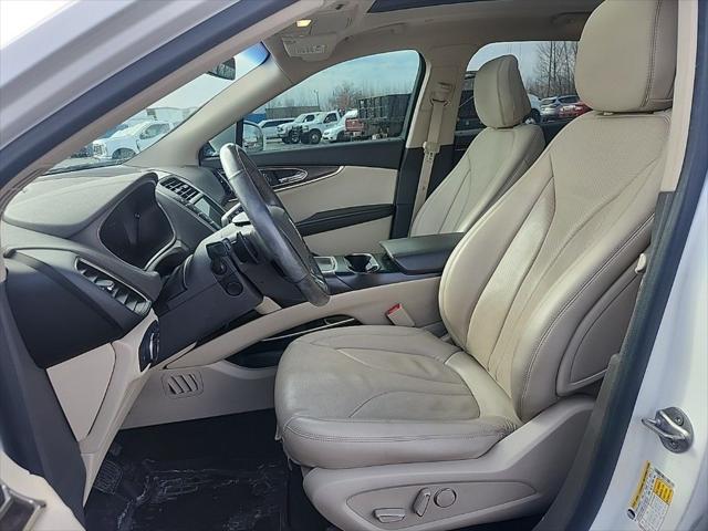 used 2020 Lincoln Nautilus car, priced at $24,000