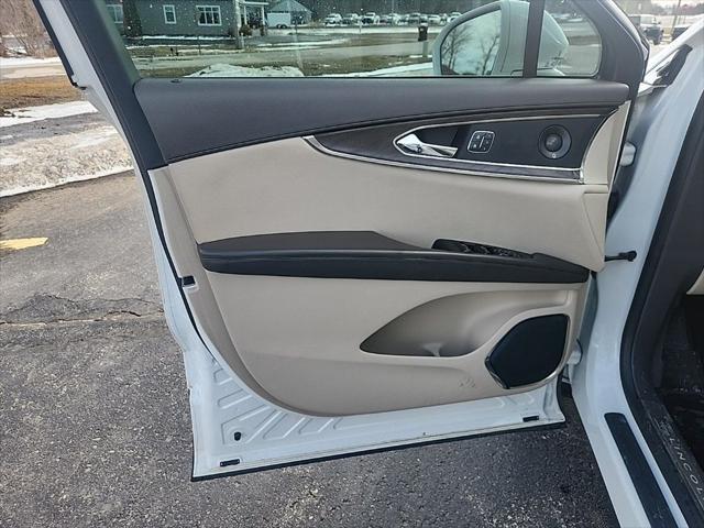 used 2020 Lincoln Nautilus car, priced at $24,000