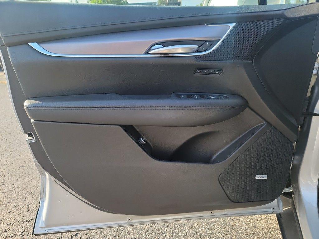 used 2019 Cadillac XT5 car, priced at $19,000
