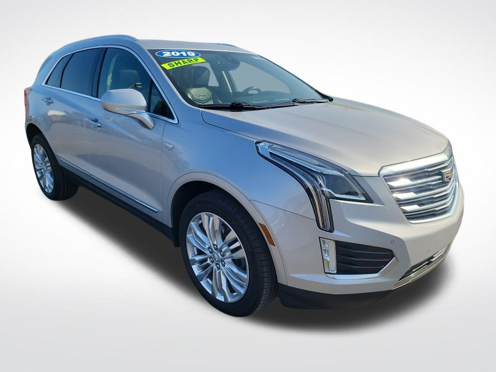 used 2019 Cadillac XT5 car, priced at $19,000