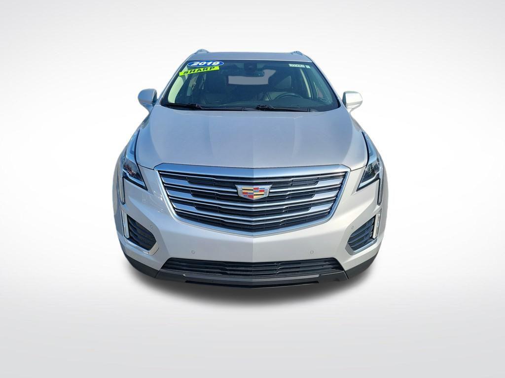 used 2019 Cadillac XT5 car, priced at $19,000