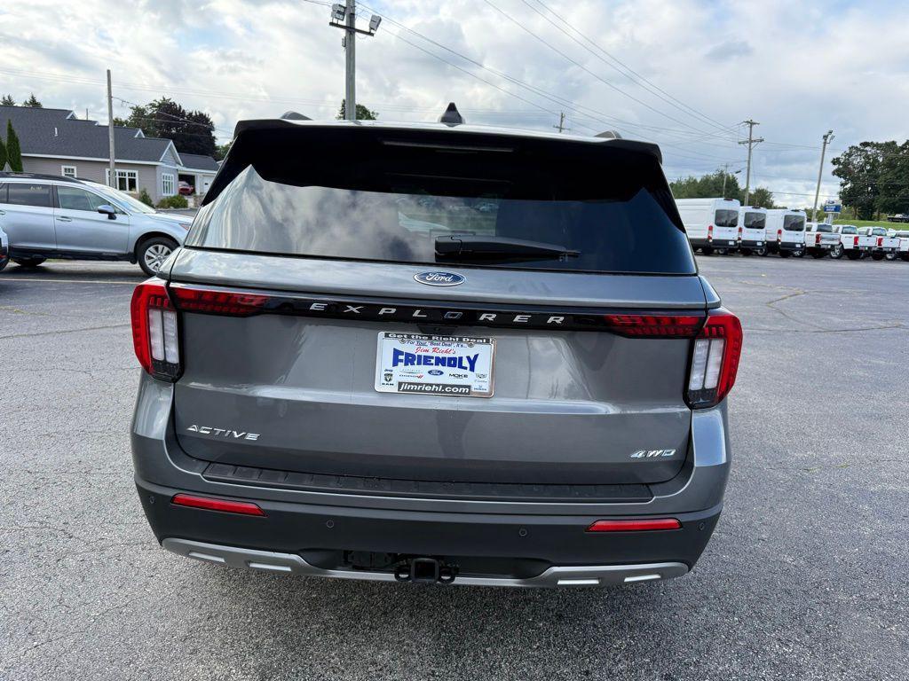 new 2025 Ford Explorer car, priced at $45,133