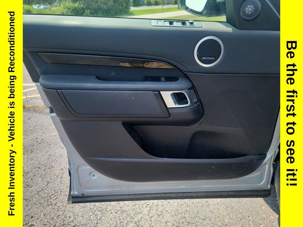 used 2018 Land Rover Discovery car, priced at $15,000