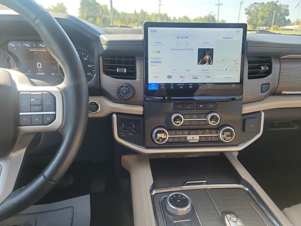 used 2023 Ford Expedition car, priced at $51,500