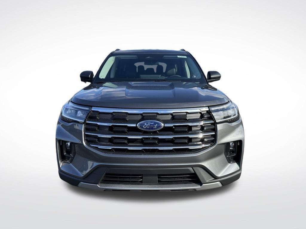 new 2025 Ford Explorer car, priced at $45,542