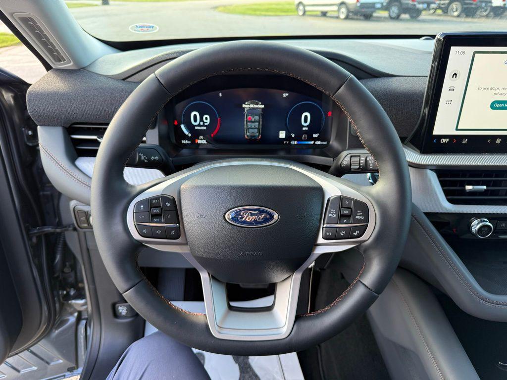 new 2025 Ford Explorer car, priced at $45,542