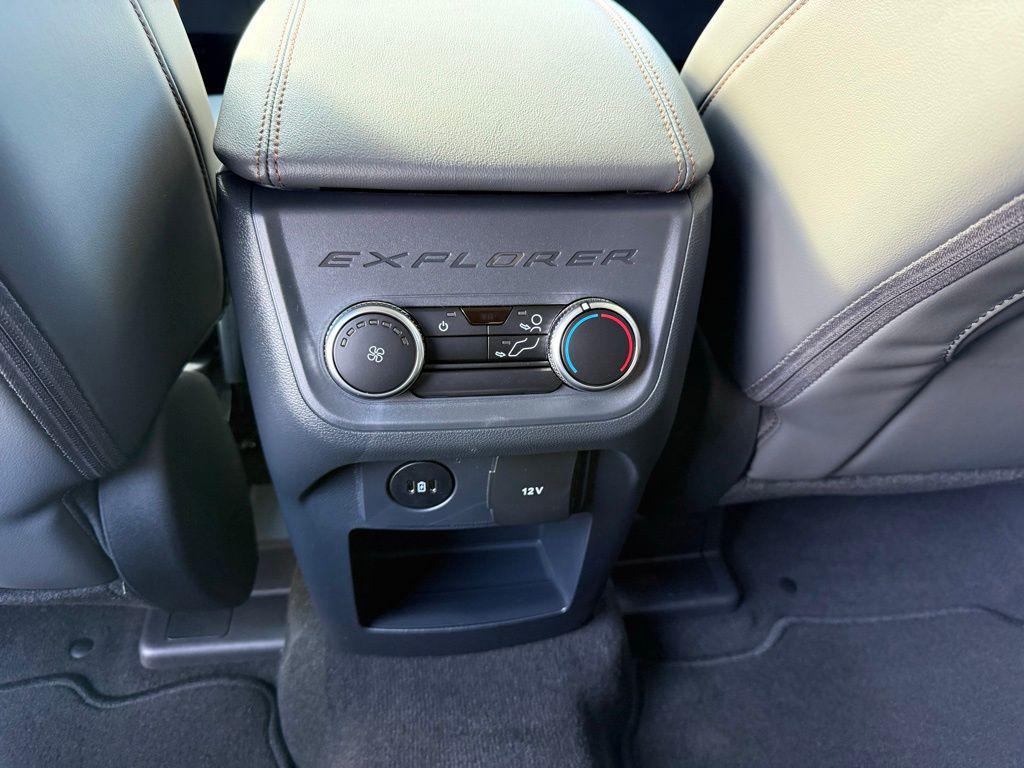 new 2025 Ford Explorer car, priced at $45,542