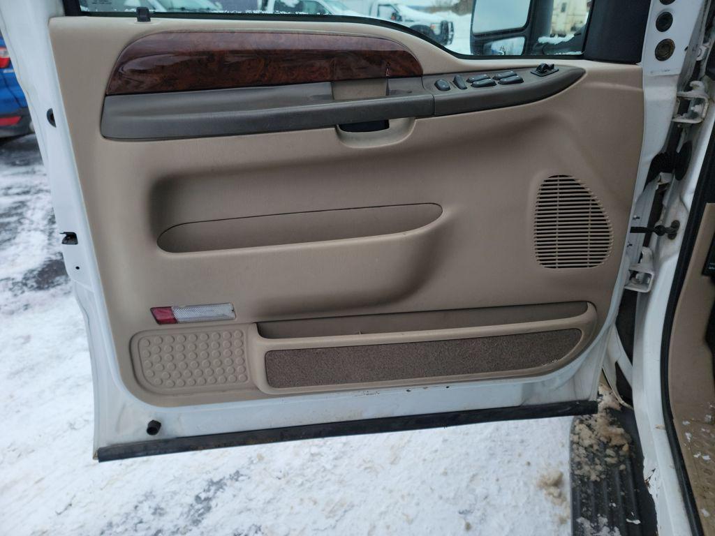 used 2001 Ford F-250 car, priced at $8,500