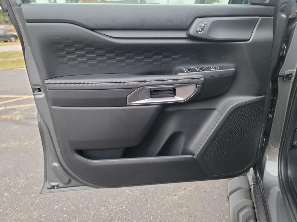 new 2025 Ford Ranger car, priced at $42,218