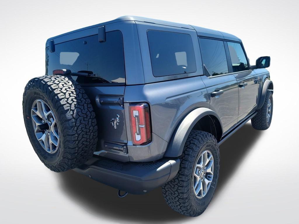 new 2025 Ford Bronco car, priced at $60,639