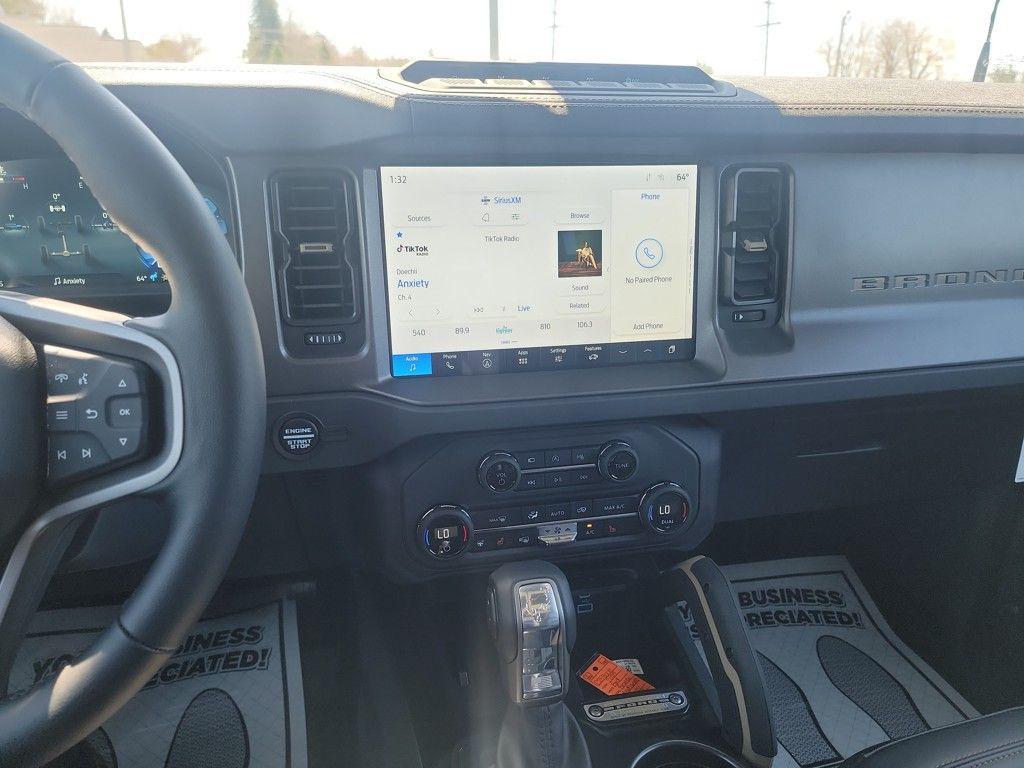 new 2025 Ford Bronco car, priced at $60,639