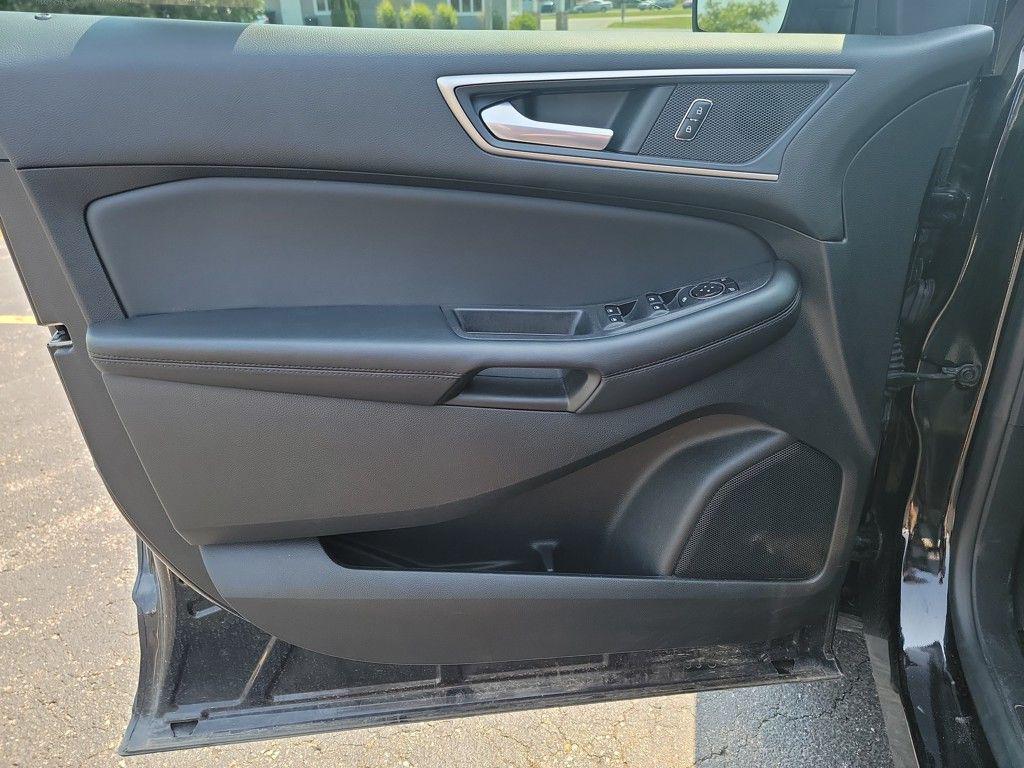 used 2022 Ford Edge car, priced at $24,350