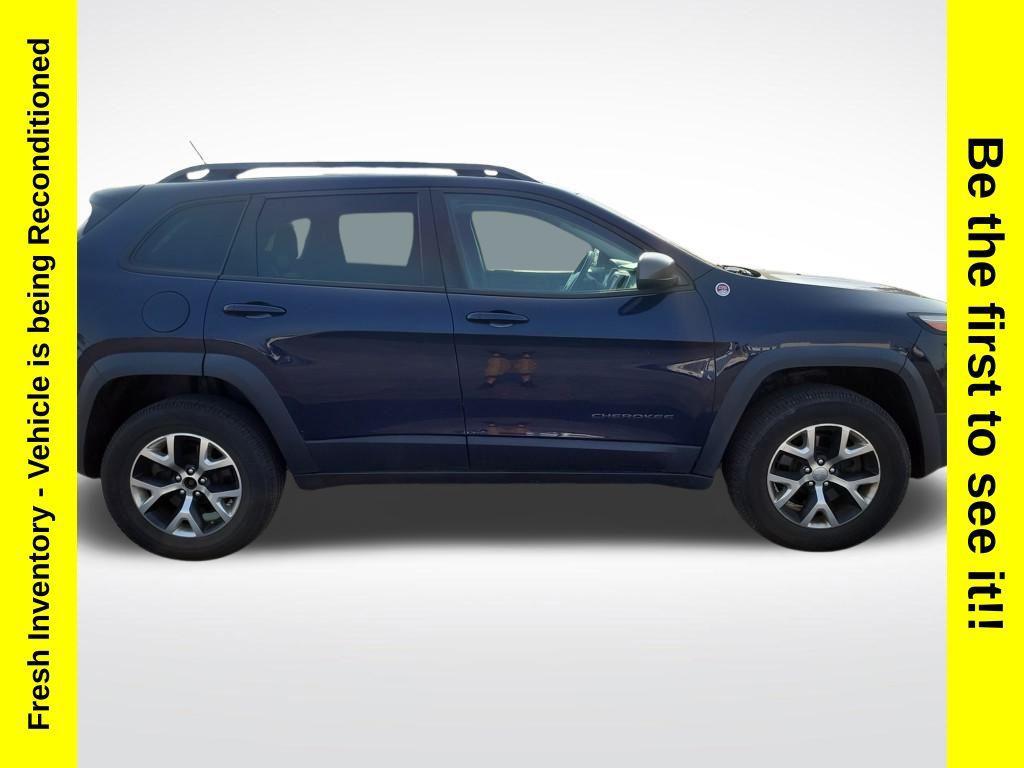 used 2015 Jeep Cherokee car, priced at $13,000