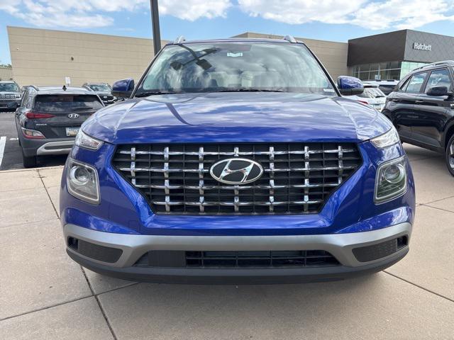 new 2025 Hyundai Venue car, priced at $25,185