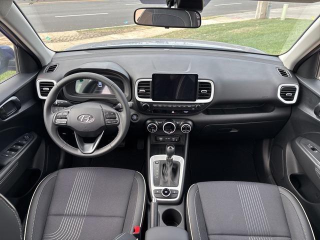new 2025 Hyundai Venue car, priced at $25,185