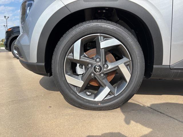 new 2025 Hyundai Venue car, priced at $23,935