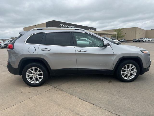 used 2018 Jeep Cherokee car, priced at $15,500