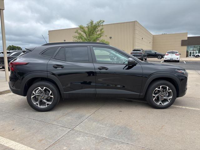 used 2024 Chevrolet Trax car, priced at $24,998