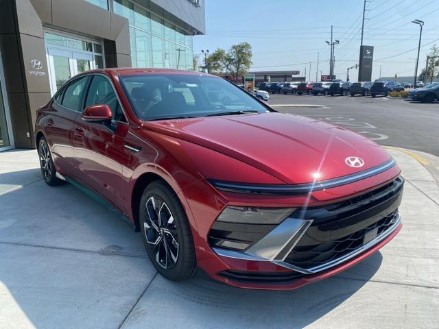 new 2024 Hyundai Sonata car, priced at $29,220