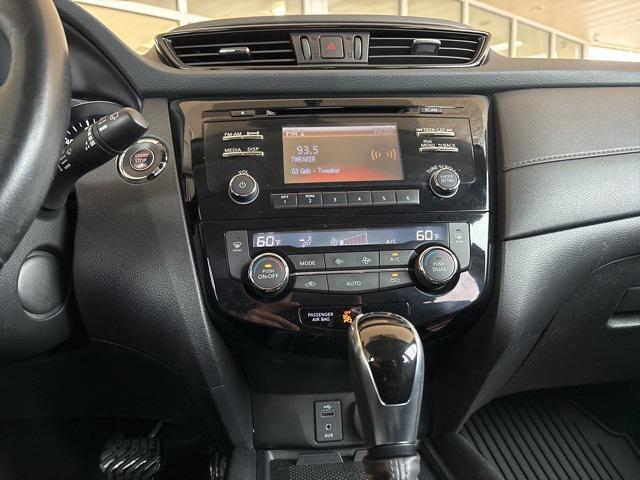 used 2017 Nissan Rogue car, priced at $13,498