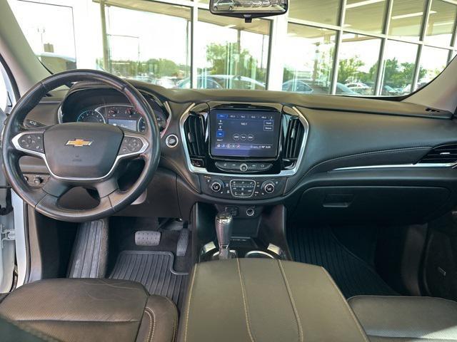 used 2020 Chevrolet Traverse car, priced at $27,997