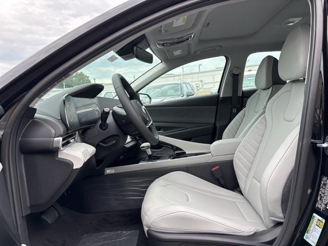 new 2025 Hyundai Elantra car, priced at $28,540