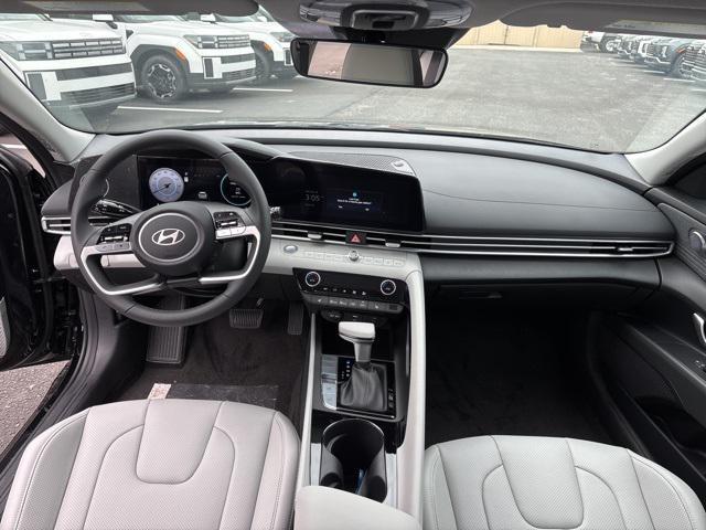 new 2025 Hyundai Elantra car, priced at $28,540