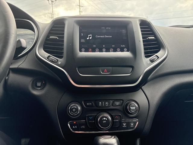 used 2019 Jeep Cherokee car, priced at $19,498