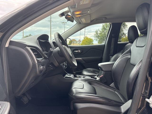 used 2019 Jeep Cherokee car, priced at $19,498