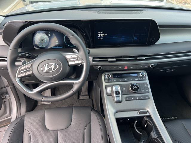 new 2025 Hyundai Palisade car, priced at $46,584