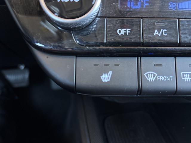 used 2025 Hyundai Elantra car, priced at $21,998