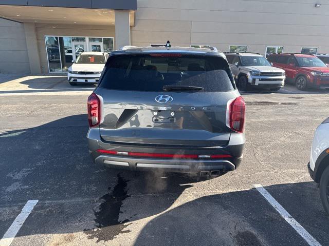 new 2025 Hyundai Palisade car, priced at $41,910
